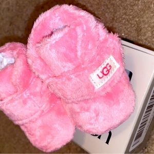 NEWBORN UGG’s (pink) Sale!